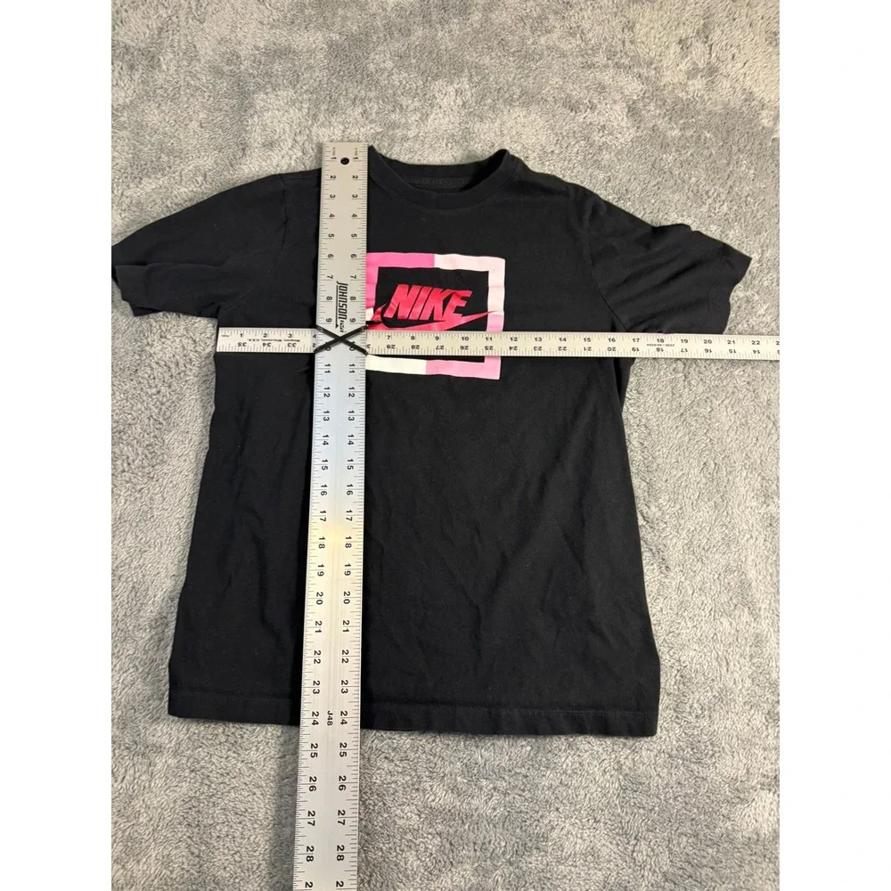 Nike The Nike Tee Black Pink Graphic Box Logo T-Shirt XL Boys Kids